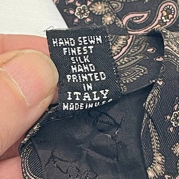 VTG Robert Talbott for W. A. King Company Necktie | Black Paisley Silk Tie | EUC - Picture 7 of 9